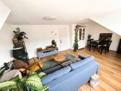 Helle Dachgeschosswohnung zur Selbstnutzung oder Vermietung