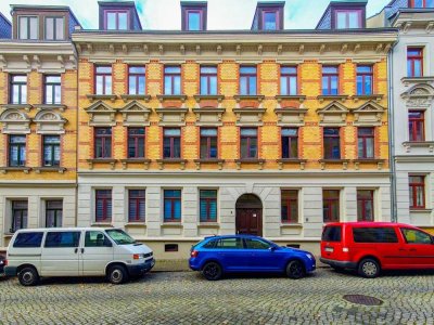 frisch sanierte 3 Zimmer Wohnung mit Balkon in gute Hände abzugeben