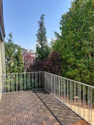 2-Zimmer-Wohnung mit Balkon in ruhiger, zentraler Lage in Wedel (Hamburg)