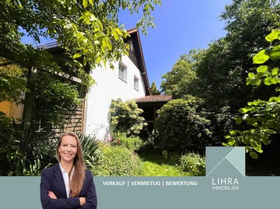 Großes Wohnhaus nebst Doppelcarport und tollem Garten mit beeindruckender Pflanzenvielfalt!