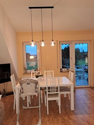 Schöne helle 4-Raum-MaisonetteWohnung auf dem Compaßberg in Weißenborn-Bad Klosterlausnitz