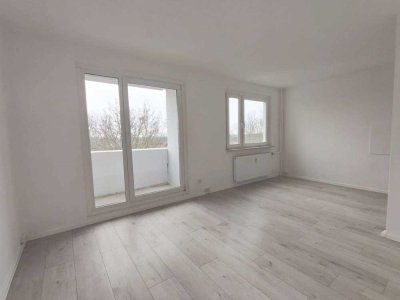 2 Monate kaltmietfrei!!! 3-Raumwohnung  in ruhiger Lage + Laminatboden + Einbauküche als Option