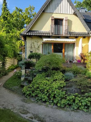RESERVIERT AUFGRUND VIELER ANFRAGENSchöne, renovierte Wohnung 80 m² in Stadtpark- und Innenstadtnähe