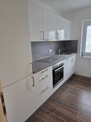 Moderne 3 Zimmer-Wohnung, hochwertige Einbauküche