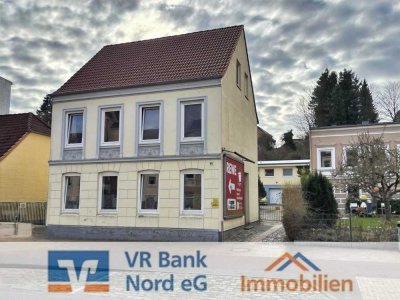 Zwei Häuser, ein Investment - Solides Mehrfamilienhaus-Ensemble mit Entwicklungschancen