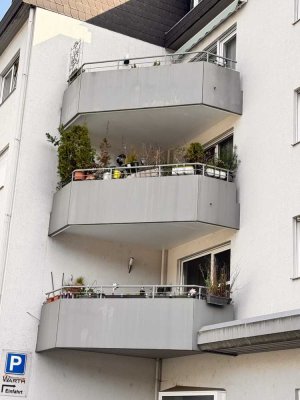 Helle 2-Zimmer-Wohnung im 1. OG mit Balkon in Trier Nord