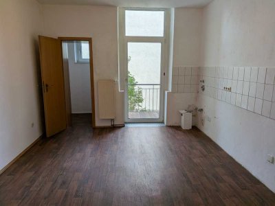 E-Rüttenscheid: Schöne 2-Zimmer-Wohnung mit großer Wohnküche und Balkon!