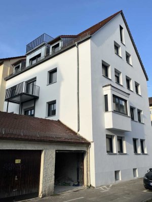 2025 kernsanierte Neubau 3-Zimmer-Wohnung mit Balkon & Gartenzugang in Bestlage