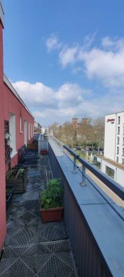 Schöne, helle 3-Zimmer-Wohnung mit Balkon, Terrasse & Garage