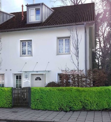 Exklusive Doppelhaushälfte in Top-Lage