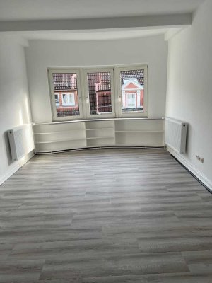 Großzügige Dachwohnung