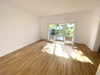 Traumhafte Gartenwohnung mit eigenem Hauseingang in Würmnähe