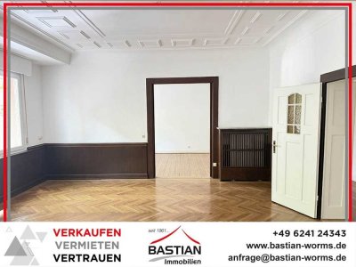 Stilfrage? Ja. Und Standortfrage erst recht: Altbauwohnung - ca. 180 m² - Wasserturmviertel!