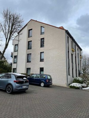 Sehr gepflegtes Haus. Dachgeschosswohnung