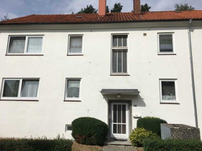 3-Raum-Wohnung mit Balkon und Einbauküche in Pinneberg