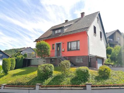 ***Schönes Einfamilienhaus mit Potenzial in Marsberg-Beringhausen***