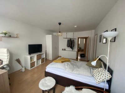 Zentrale 2,5-Raum-Wohnung in direkter Moselllage *WG-geeignet*