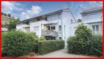 Gepflegte 4-Zimmer-Dachgeschosswohnung mit drei Terrassen in ruhiger Lage