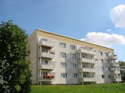 4-Räume mit Einbauküche!