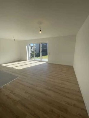 2-Zimmer-Wohnung mit Balkon im 1. OG in der Paul-Böhm-Str. 46 zu vermieten!