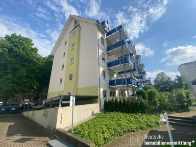 Im beliebten Schleußig - 3 Zimmer, Balkon, Tiefgaragenstellplatz
