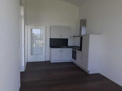 Exklusives Penthouse mit 2 Zimmern und Balkon in Limburg an der Lahn