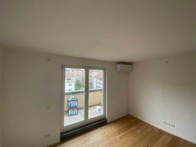Schicke 2-Zimmer Dachgeschosswohnung in Stuttgart West