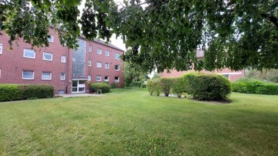 Großzügige 4-Zimmer-Wohnung mit Loggia und Blick ins Grüne