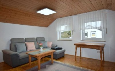 Möblierte 3- Zimmer-Dachgeschosswohnung in Memmingen Steinheim