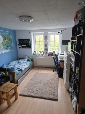 Viel Platz für den Alltag: 4-Zimmer-Wohnung in Wolfsburg