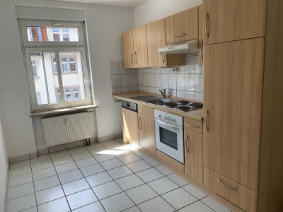 geräumige 2-Raum Wohnung mit Balkon und EBK