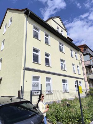 Großzügige 5-Zimmer-Wohnung über 2 Etagen in Neubrandenburg-Vogelviertel