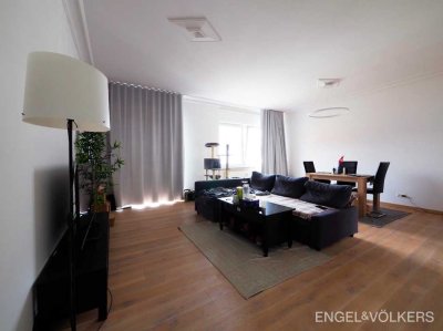 Attraktive Eigentumswohnung mit drei Balkonen in zentraler Lage!