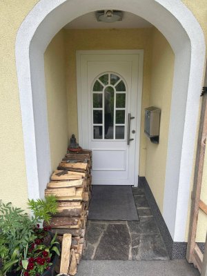 Charmante, sonnige Wohnung in Toplage am Moserbergweg 6 – hochwertig renoviert; energieeffizient