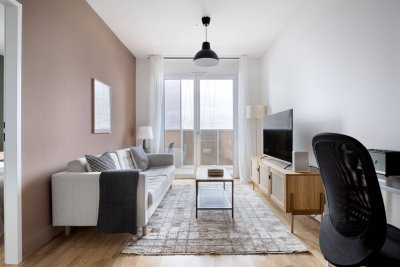 Traumblick über Wien, 22. Stock Q-Tower mit Gym, Interspar &amp; Lounges, 2 Zimmer + Balkon, U-Bahn (VIE279)