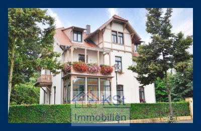 Für die nächste Generation: Luxusvilla mit separater Wohnung  bzw Büro in bester Lage. Jetzt sichern