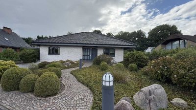 Großzügiges freistehendes Einfamilienhaus in ruhiger Sackgassenlage mit traumhaftem Garten