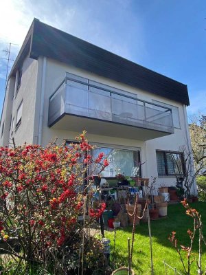 Traumlage - Maisonette Wohnung mit Kamin und Terrasse auf dem Killesberg zu verkaufen !
