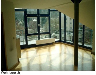 Stilvolle 3-Zimmer-Maisonettewohnung mit Wintergarten und Balkon in Saarbrücken