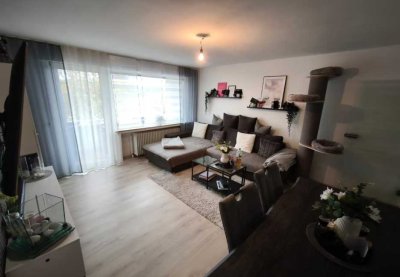 Freundliche und vollst. renovierte 4-Zimmer-Wohnung