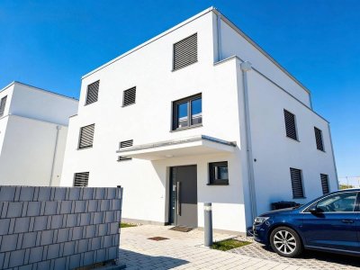 Exklusives Einfamilienhaus zur Miete – Wohnen auf höchstem Niveau | 143 m² Wohnfläche | Garten &amp; 2 Stellplätze