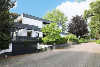 Stilvolle Architektenvilla im Bauhausstil - ein Unikat in Hannover-Sehnde