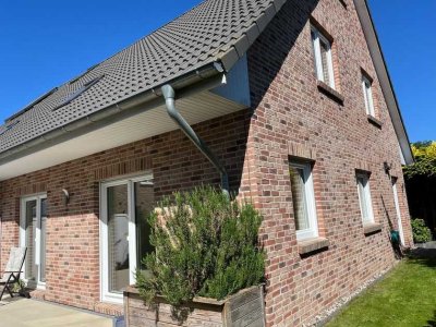 moderne Doppelhaushälfte mit gehobener Innenausstattung in Scharbeutz