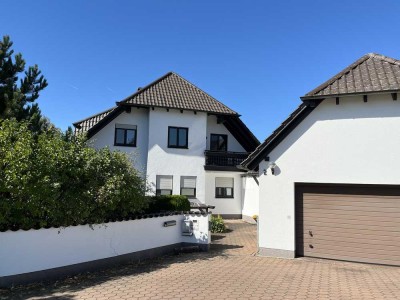 4-Zimmer-Wohnung in Heroldsbach, gehobene Ausstattung, Ortsrandlage