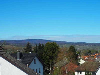 TOP**VON PRIVAT*Sonnige 4ZKB*Loggia*TGL-Bad*Gäste-WC*Keller*Fernblick*kleine Wohneinheit*Budenheim