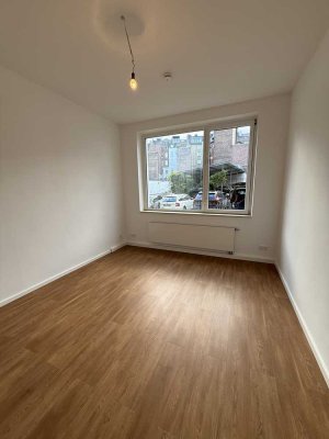 Vier Zimmer, Küche, Díele, Bad Innenstadt Aachen – perfekt für WGs oder Familien