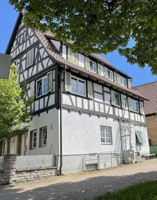 Provisionsfrei - Zweifamilienhaus im historischen Ortskern von Ötisheim