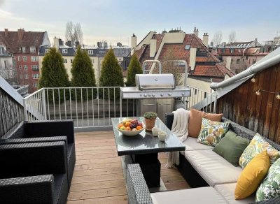 Absolut ruhig im Rückgebäude: Lichtdurchflutet im Loftcharakter mit Kaminofen und Süd-Terrasse