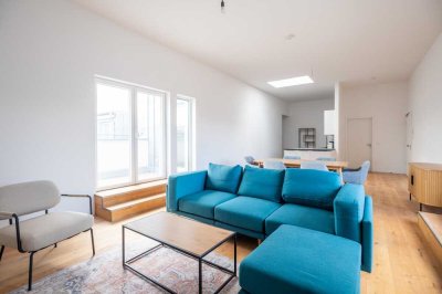 Eleganz über den Dächern Charlottenburgs: Exklusives Penthouse mit 2 Dachterrassen & Loft-Feeling