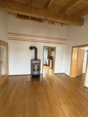 Helle 4-Zimmer Wohnung mit Balkon in Hauzenberg